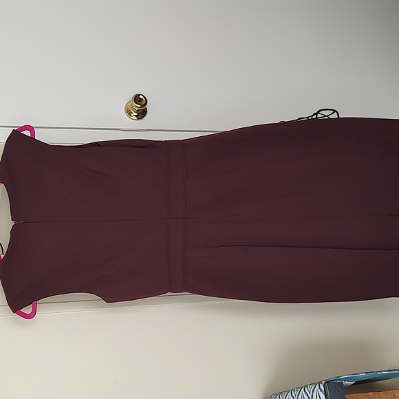 Dress - Picture 4 of 4